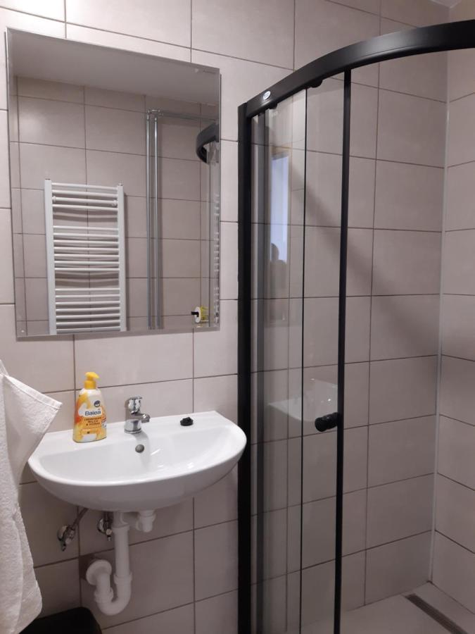 Turisticka Ubytovna Hornad Spisske Tomasovce Ngoại thất bức ảnh